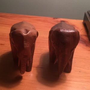 Wooden Hand-Craft Elephants Pair